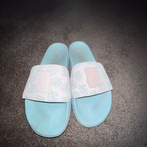 Puma Animal crossing sandals